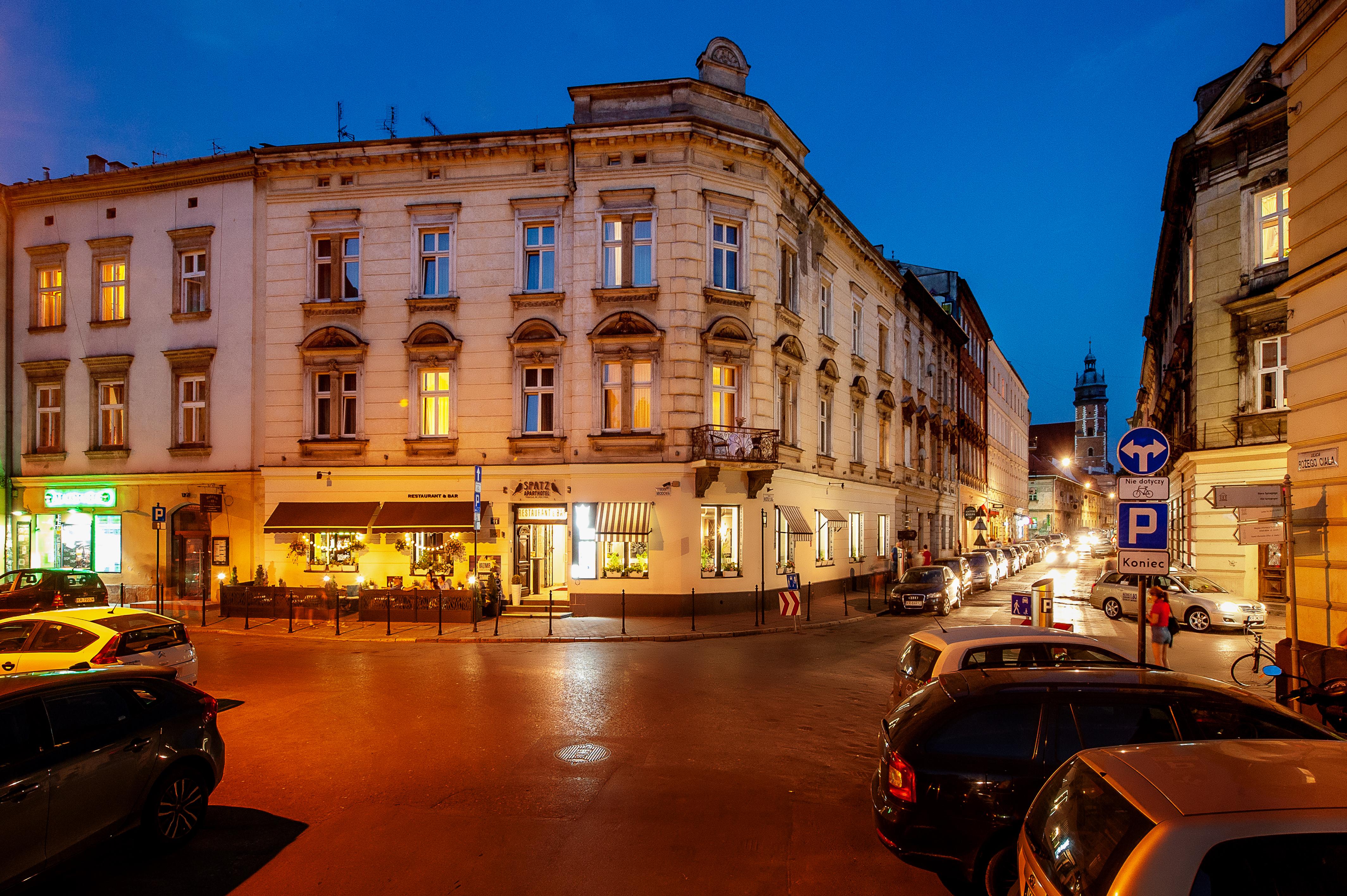 Spatz Aparthotel Krasków Exterior foto