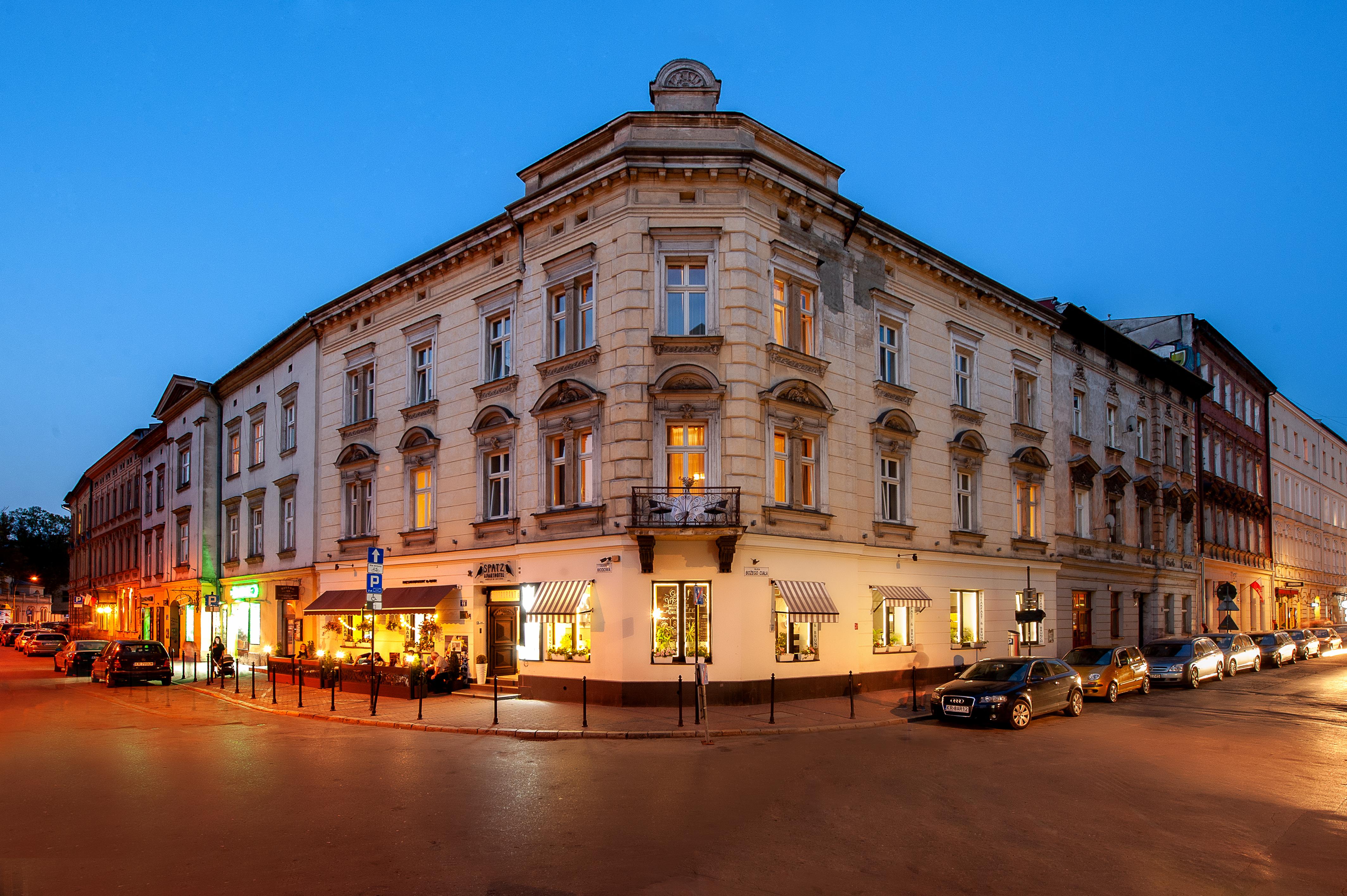 Spatz Aparthotel Krasków Exterior foto
